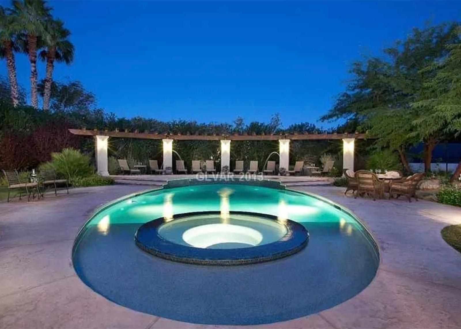 LV Meditarranian Mansion — photo 2