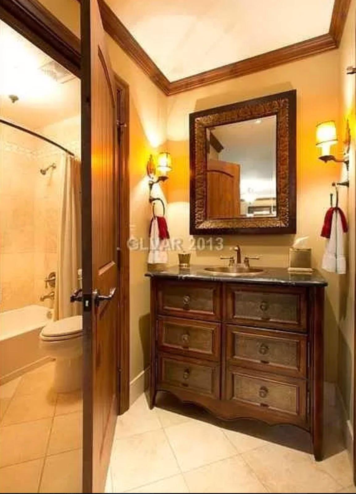 LV Meditarranian Mansion — photo 11