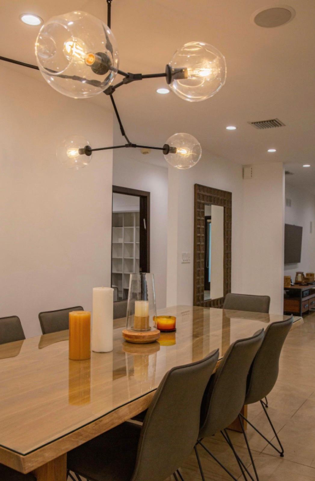 M and G's Modern Bungalow — photo 11