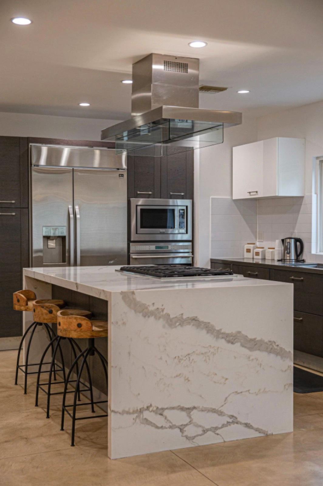 M and G's Modern Bungalow — photo 8
