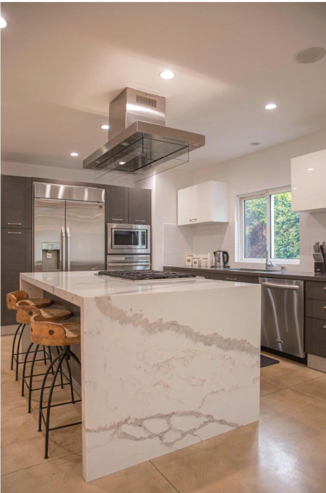 M and G's Modern Bungalow — photo 9