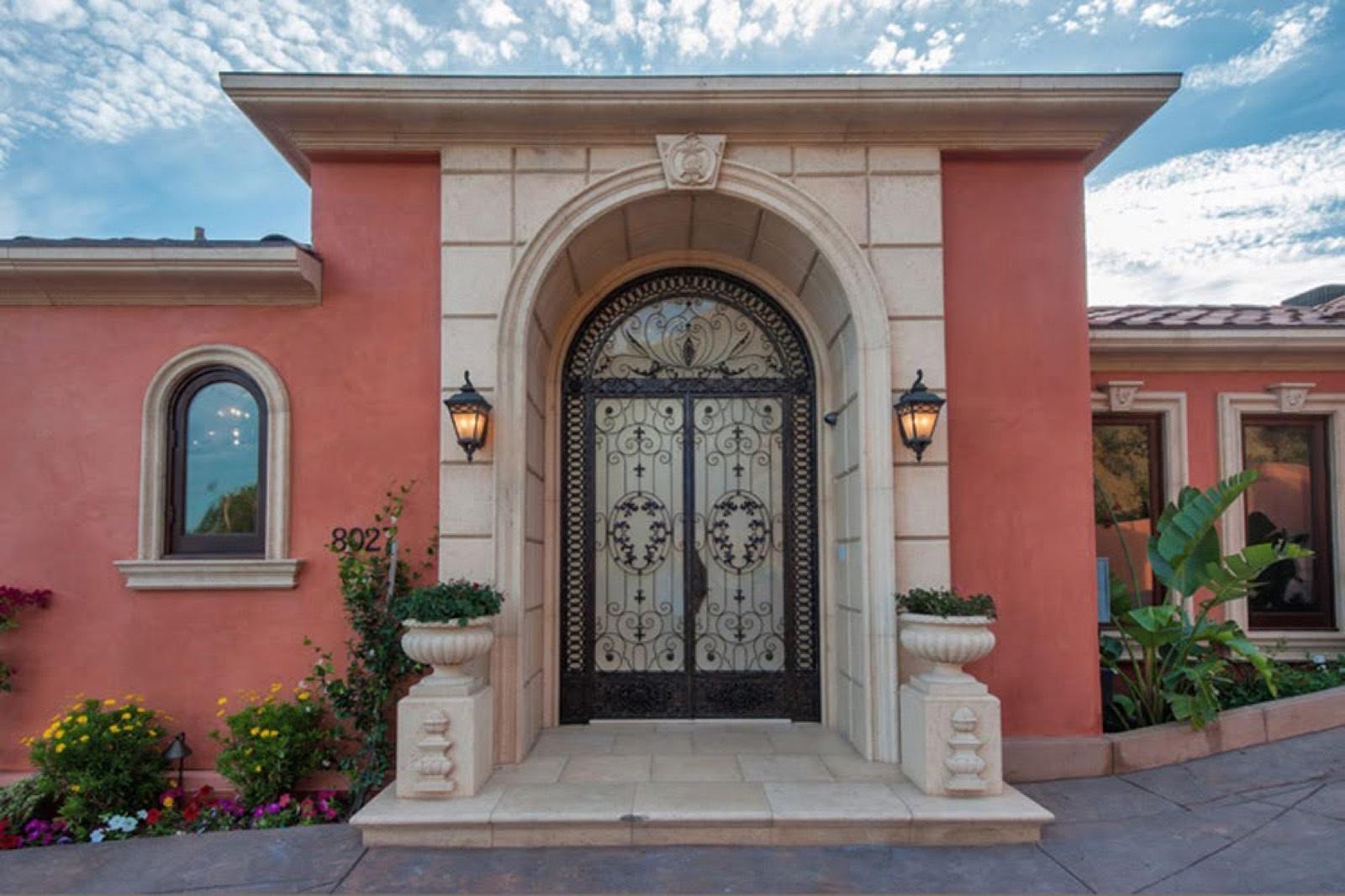 M's Floral View Mansion — photo 10