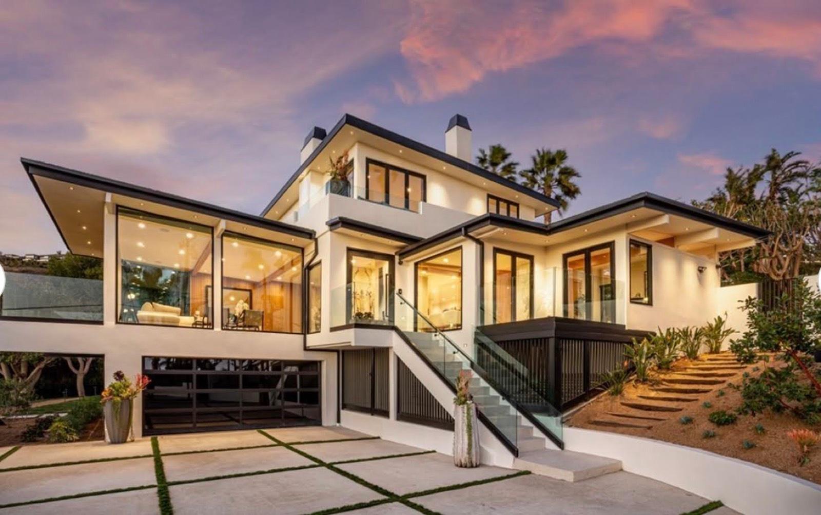 M's Malibu Wood Modern — photo 2