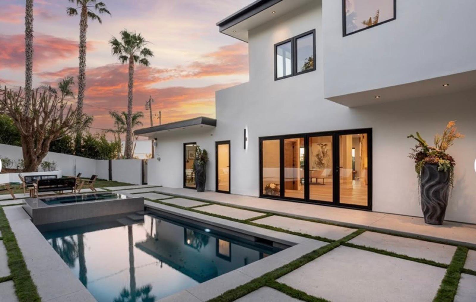 M's Malibu Wood Modern — photo 9
