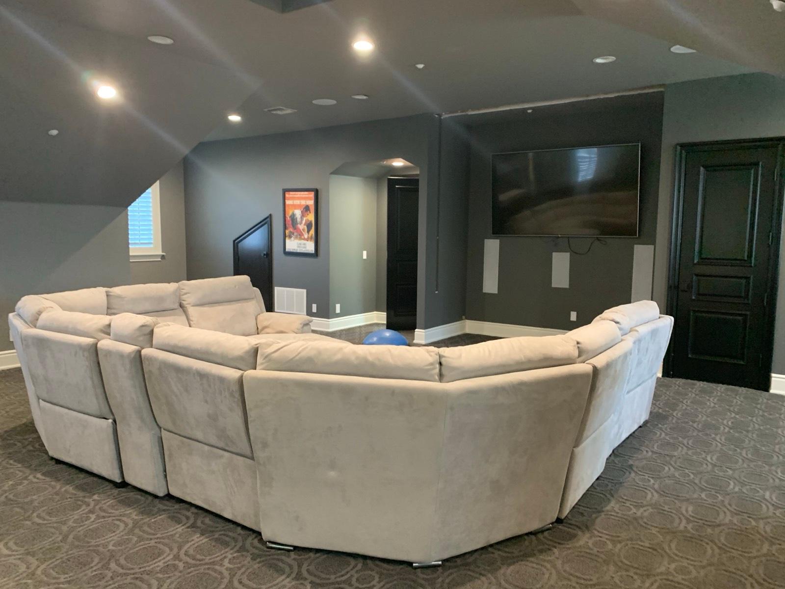 M's Modern Traditional View Home — photo 10