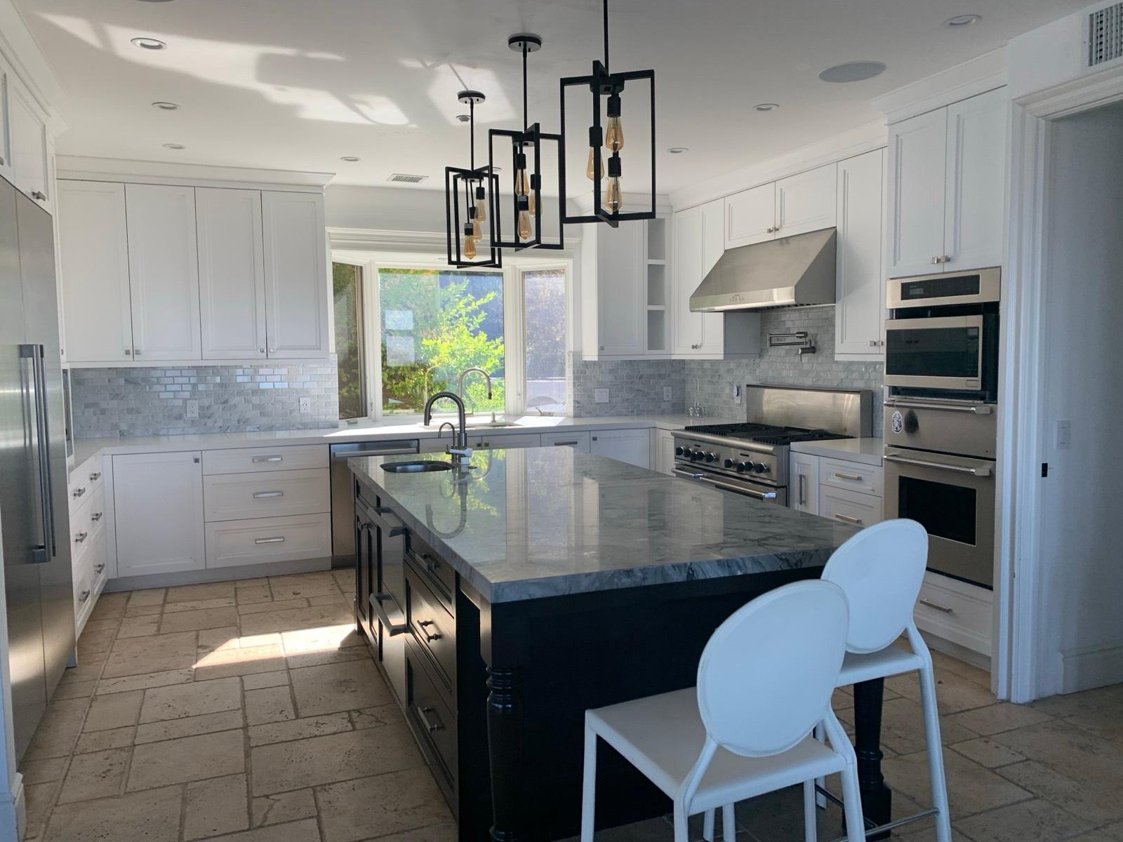 M's Modern Traditional View Home — photo 1