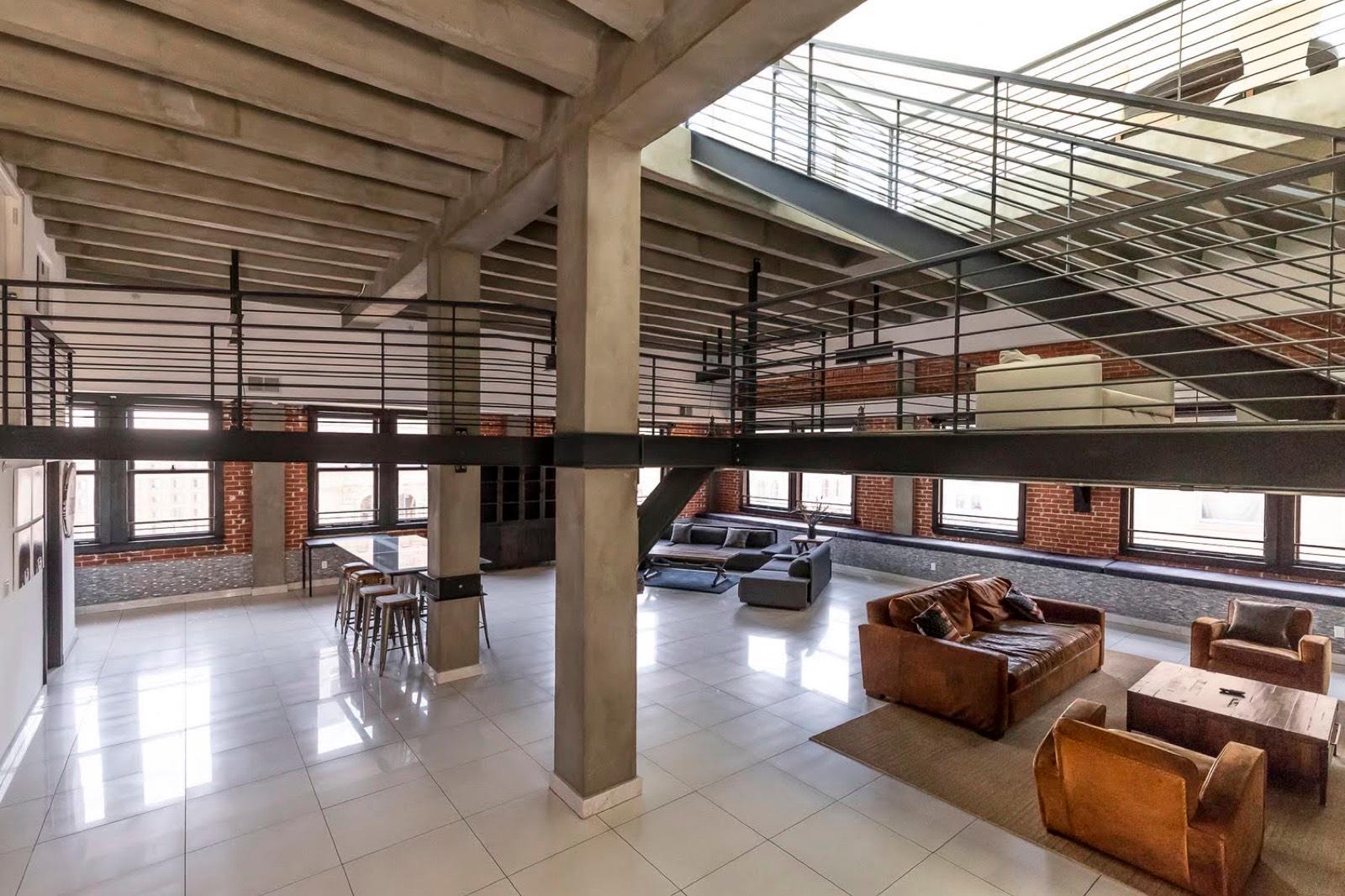 M & S's Downtown Loft — photo 4