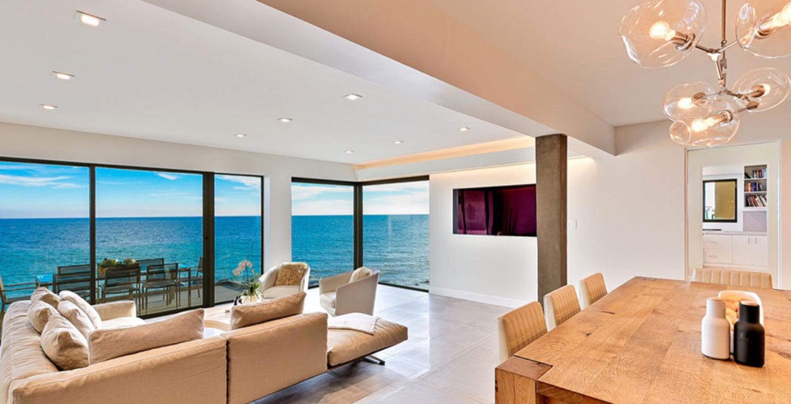 Malibu Beachfront Home — photo 3