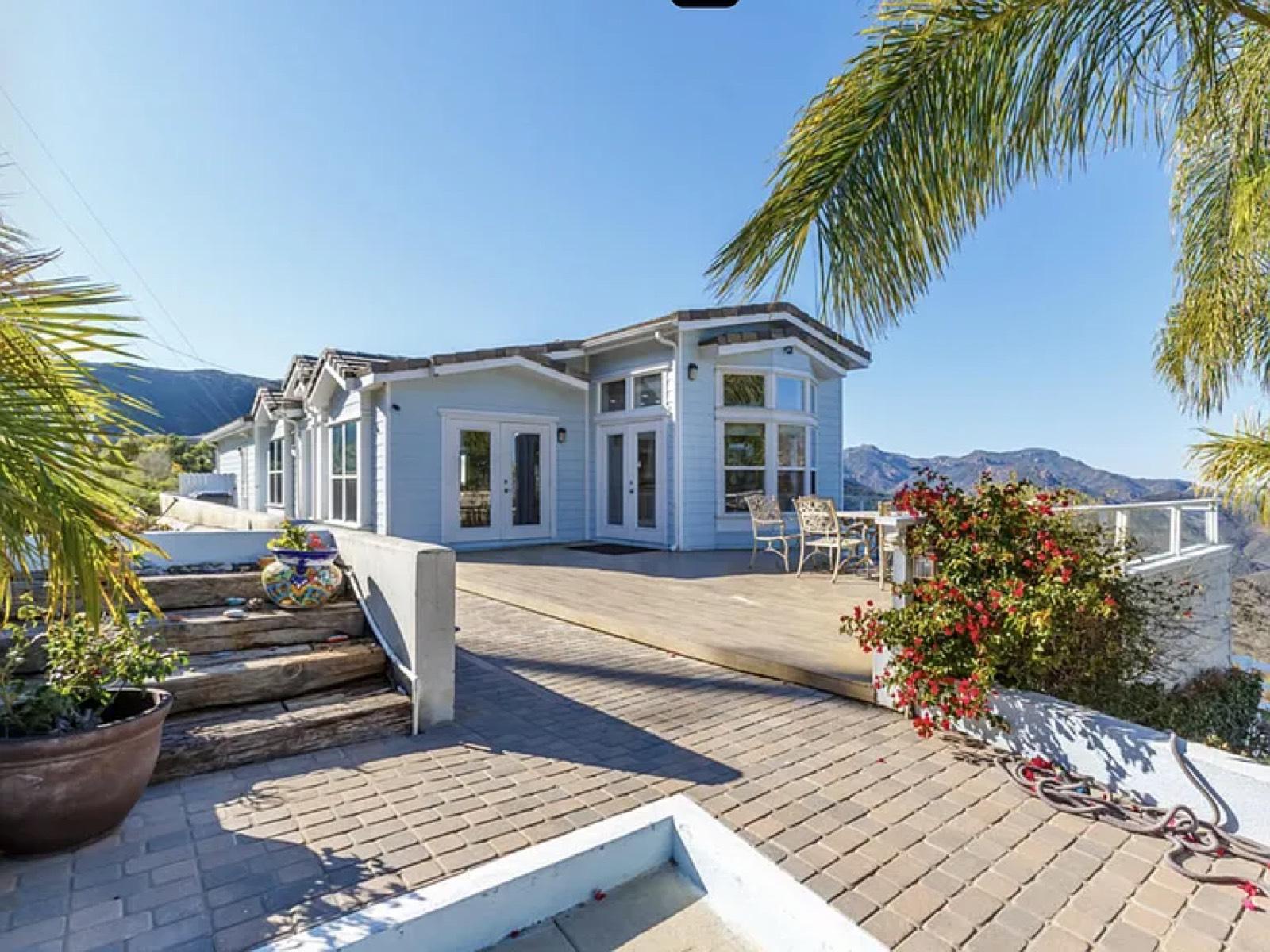 Malibu blue beauty — photo 2