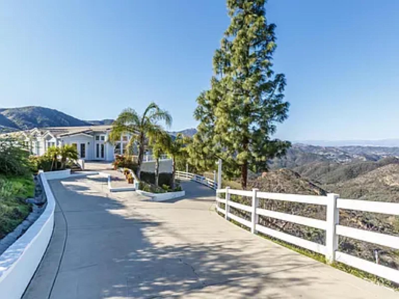 Malibu blue beauty — photo 3