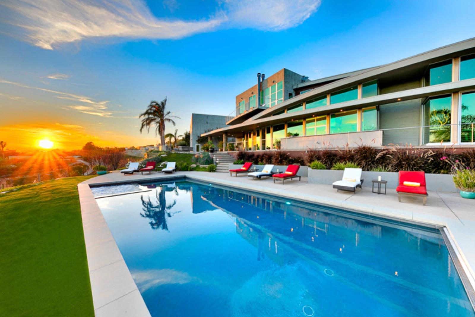 Malibu Chateau — photo 1