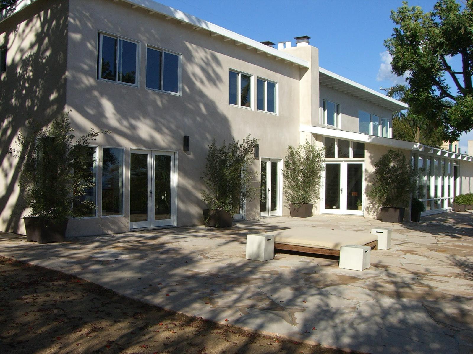 Malibu Garden Nursery — photo 1