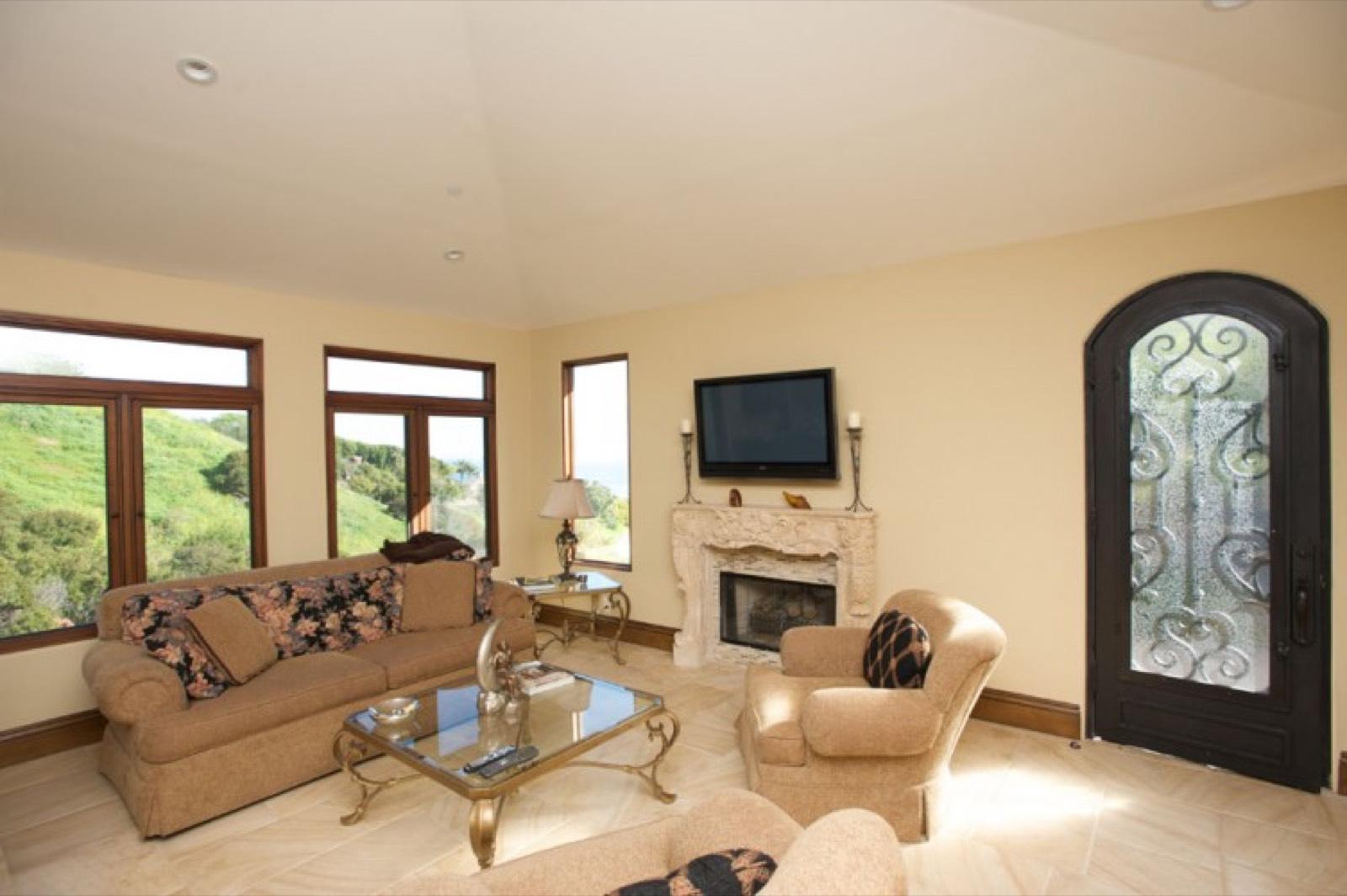 Malibu Mansion — photo 7