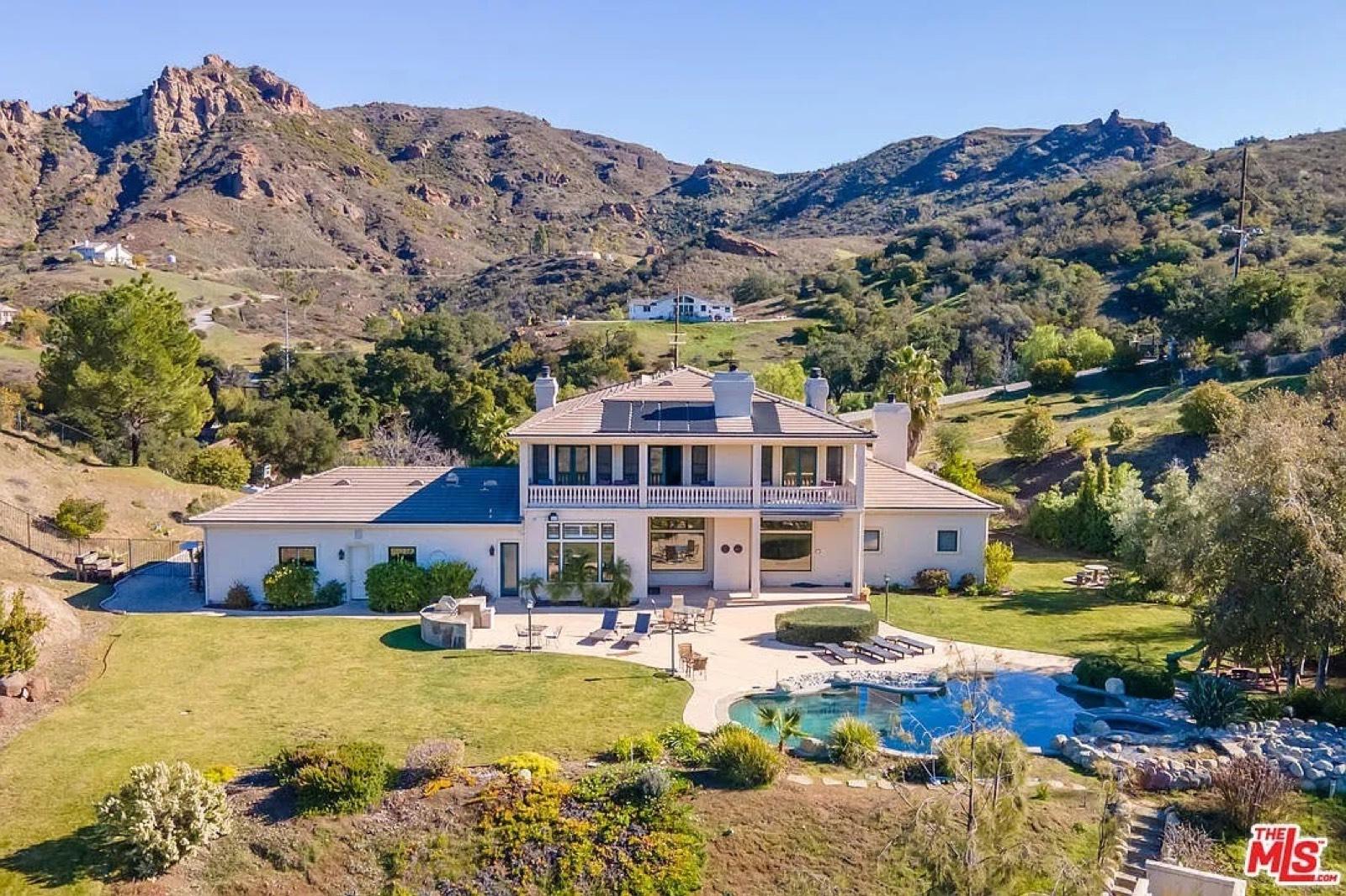 Malibu Mountains Hills House — photo 5