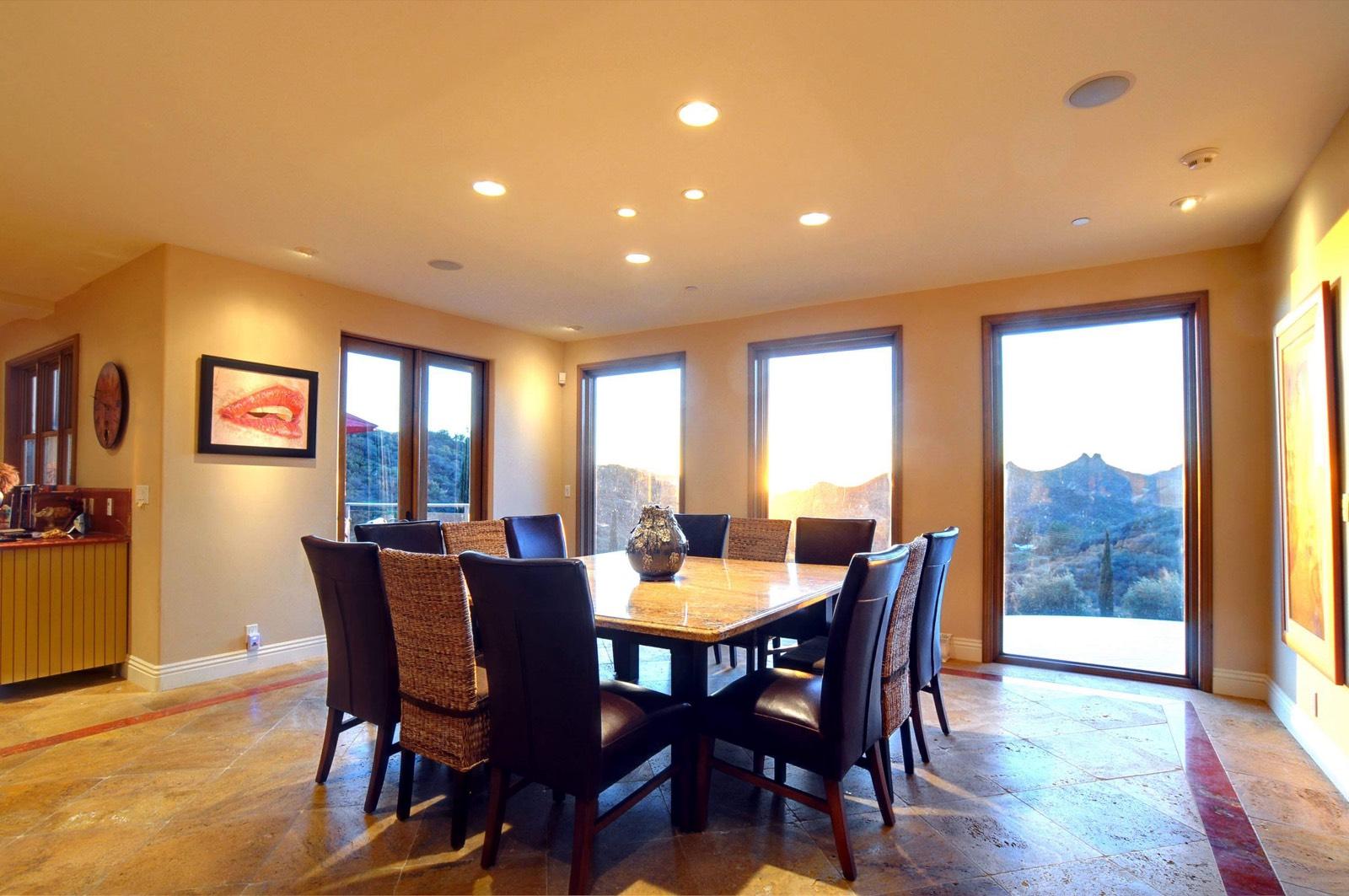 Malibu S Villa — photo 12