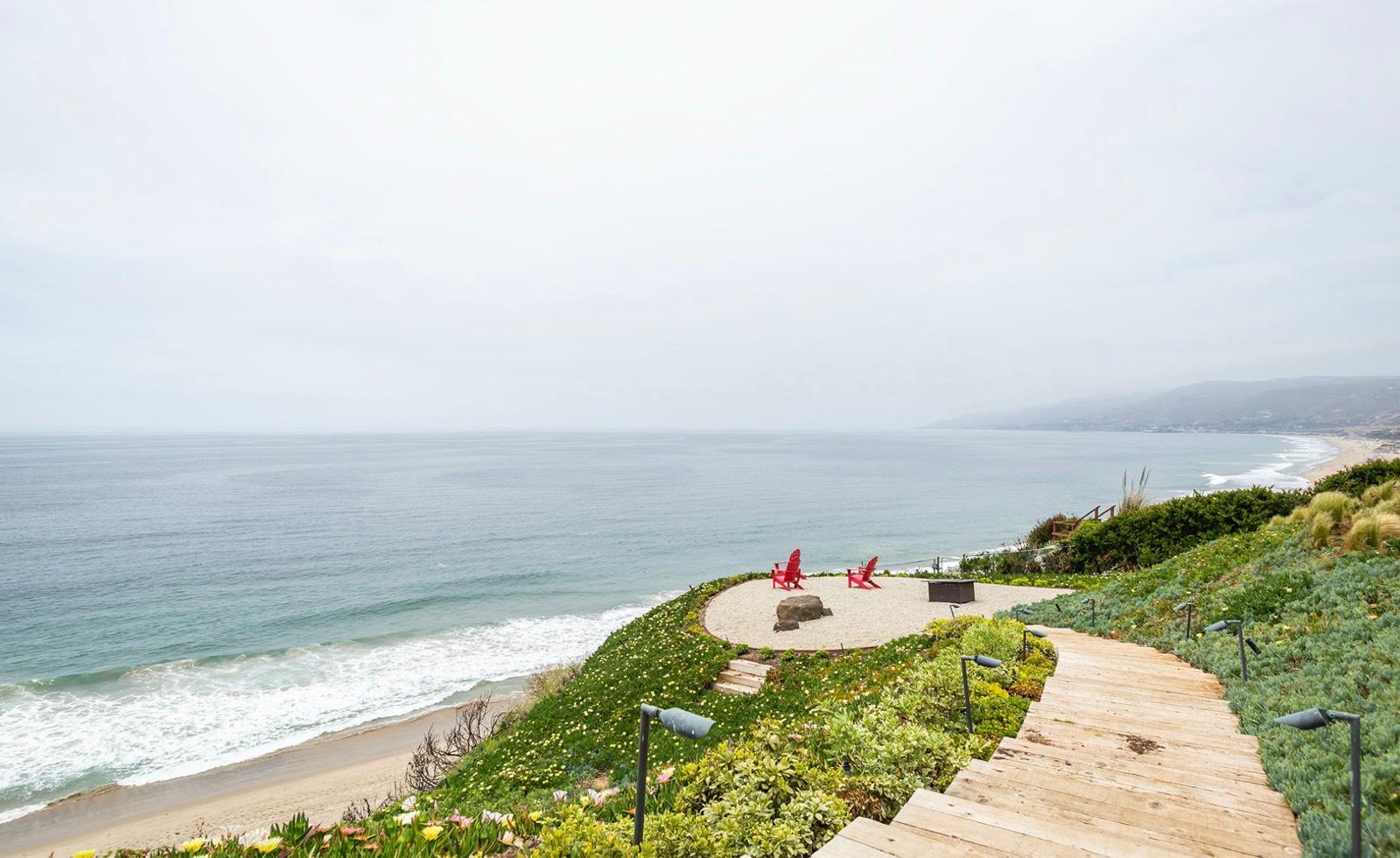 Malibu Stone Mansion — photo 5