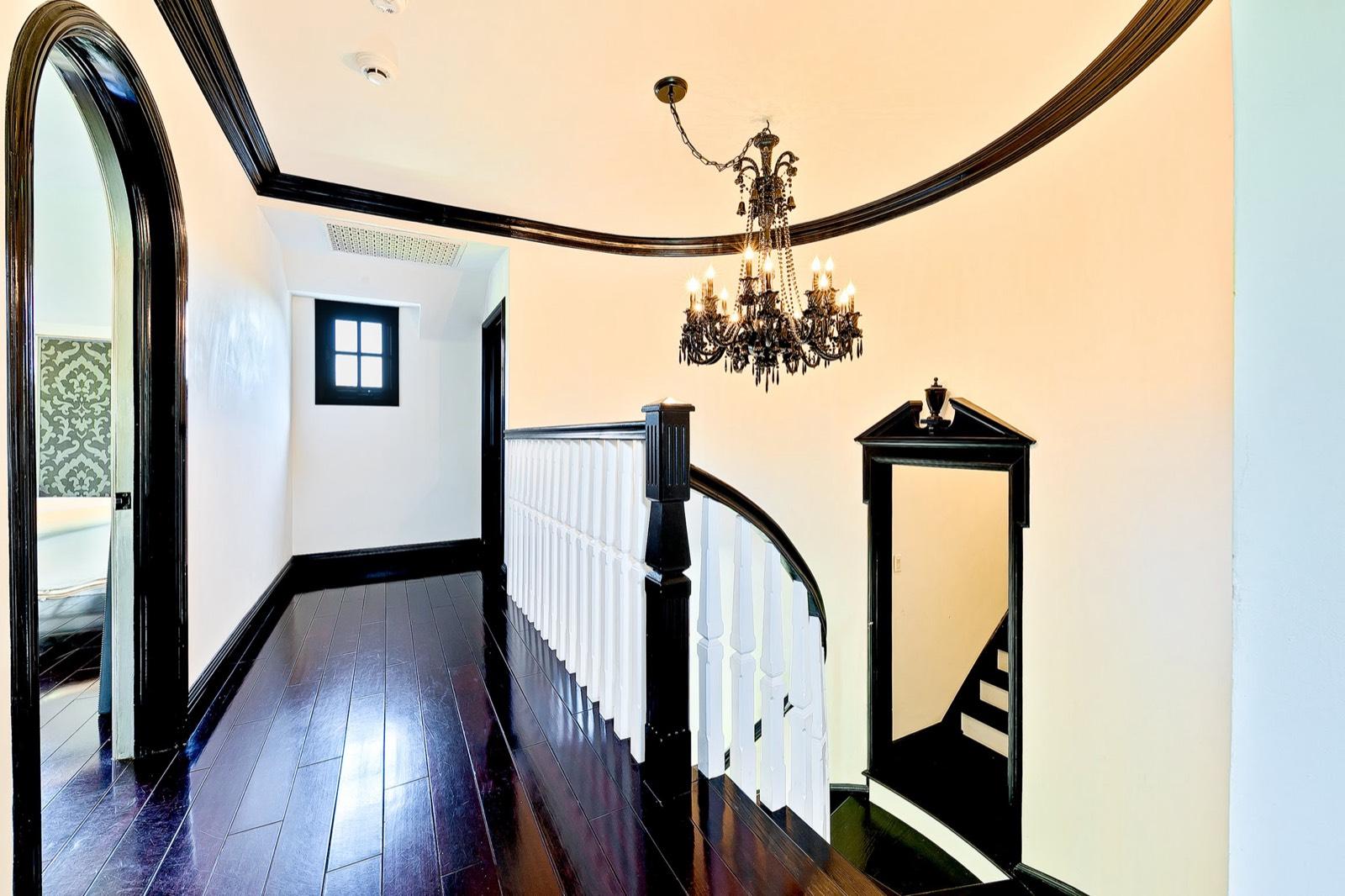Marina Beverly Hills House — photo 11