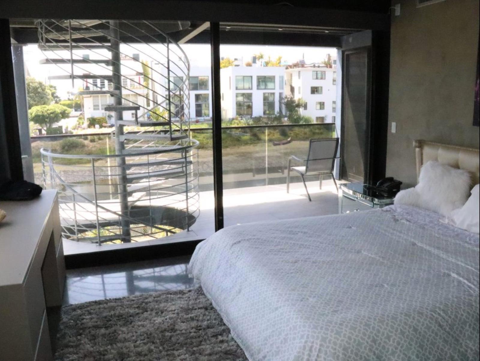 Marina Del Ray Modern House — photo 7