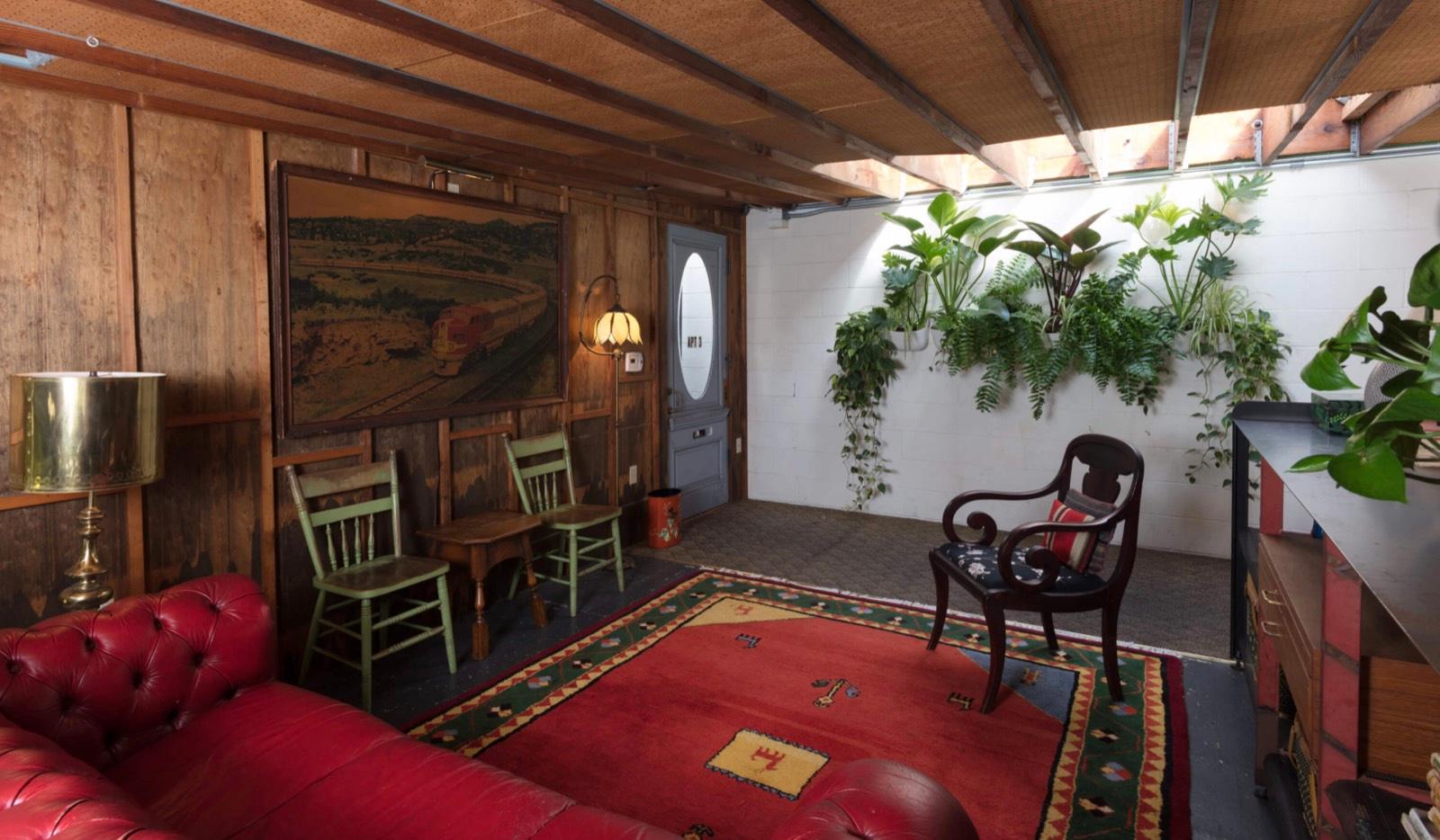 Marvs S Room — photo 11