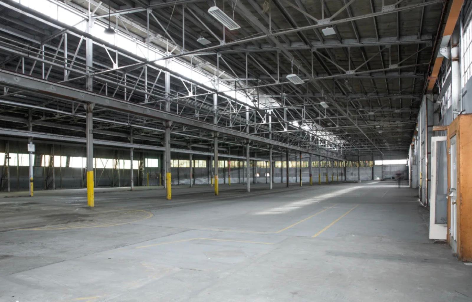 MA's Huge Warehouse — photo 2