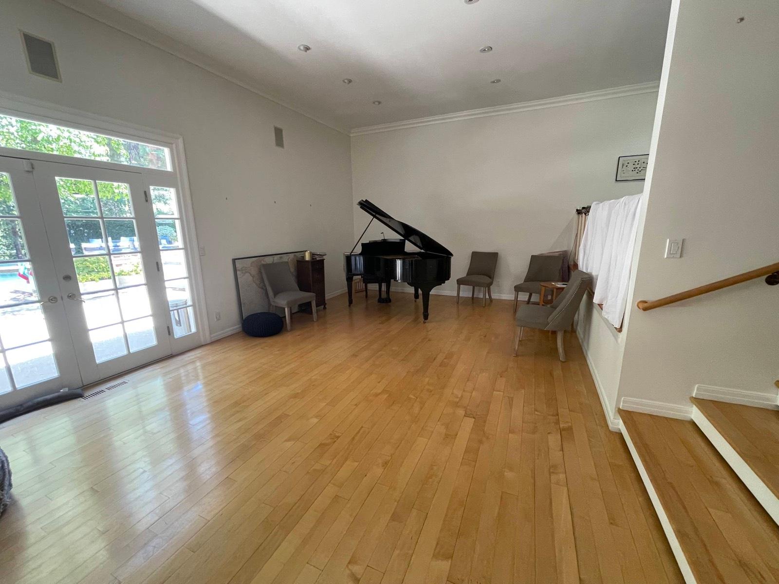 Matts Northridge Classic Home — photo 9