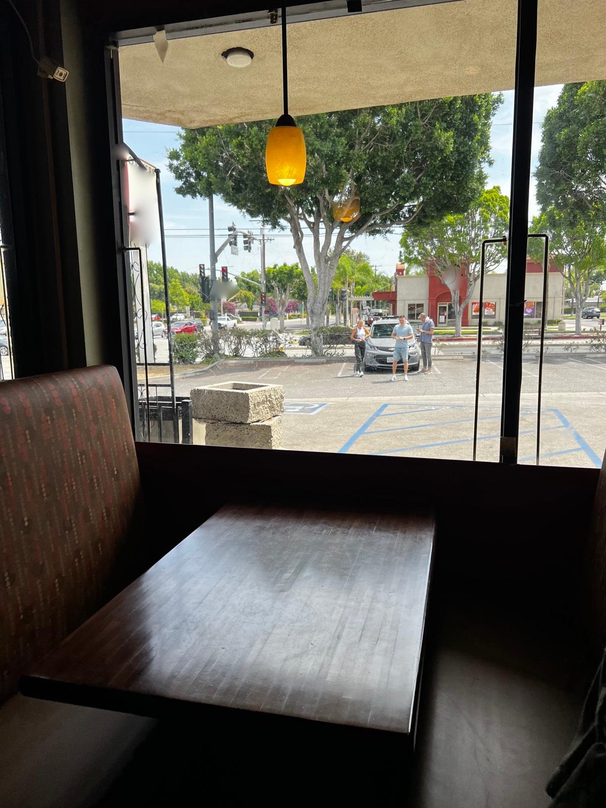 Max's Red Diner — photo 10