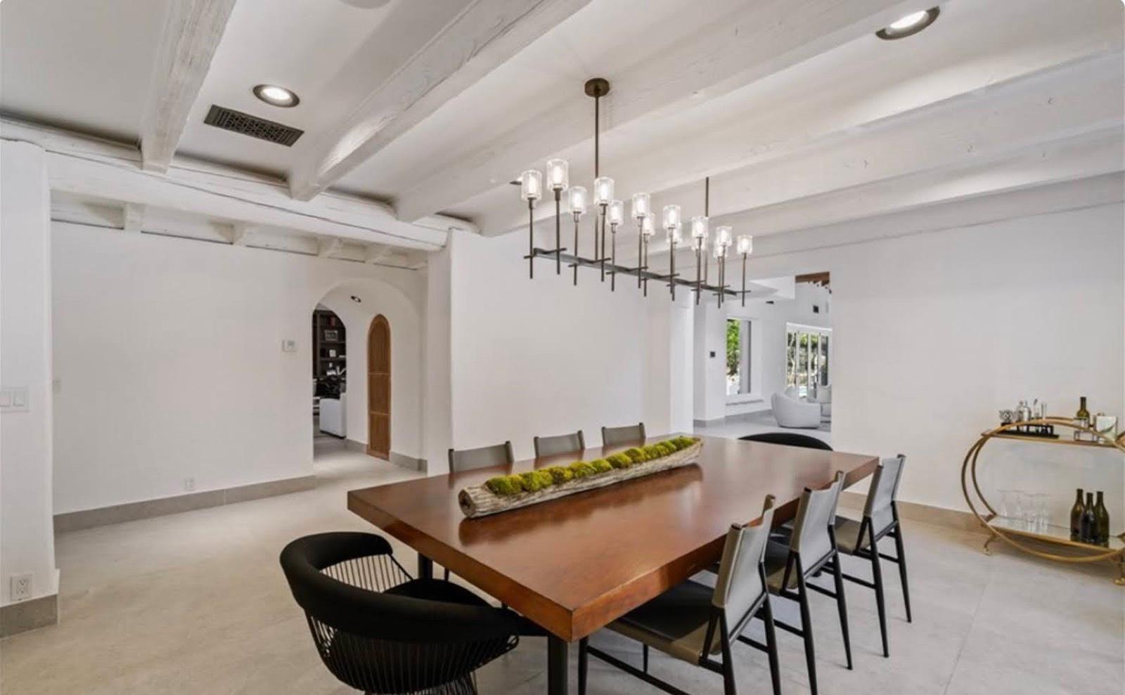 MB S Encino Spanish Modern Basketball Mansion — photo 10