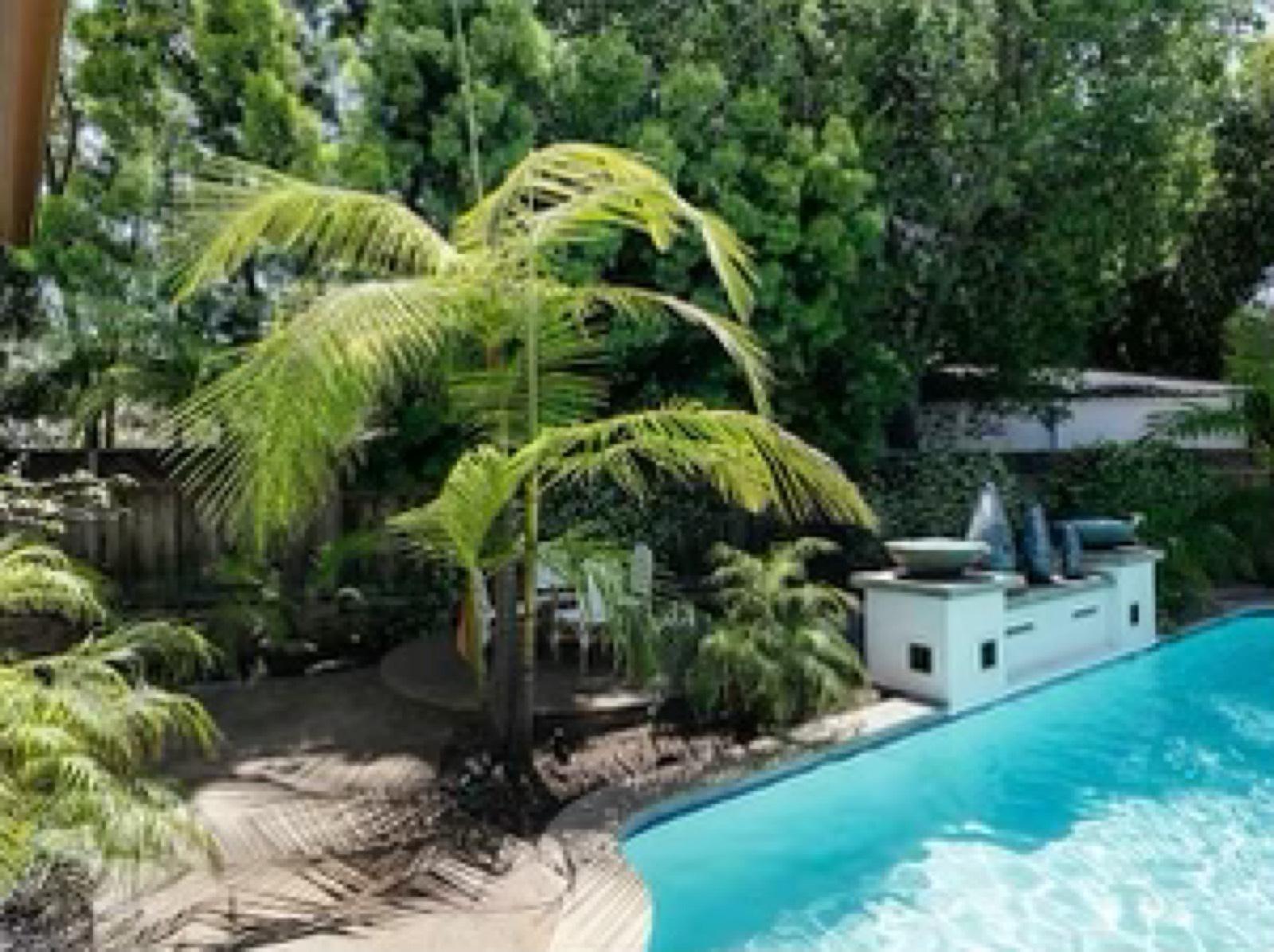 MB S Spanish Waterfall home — photo 2