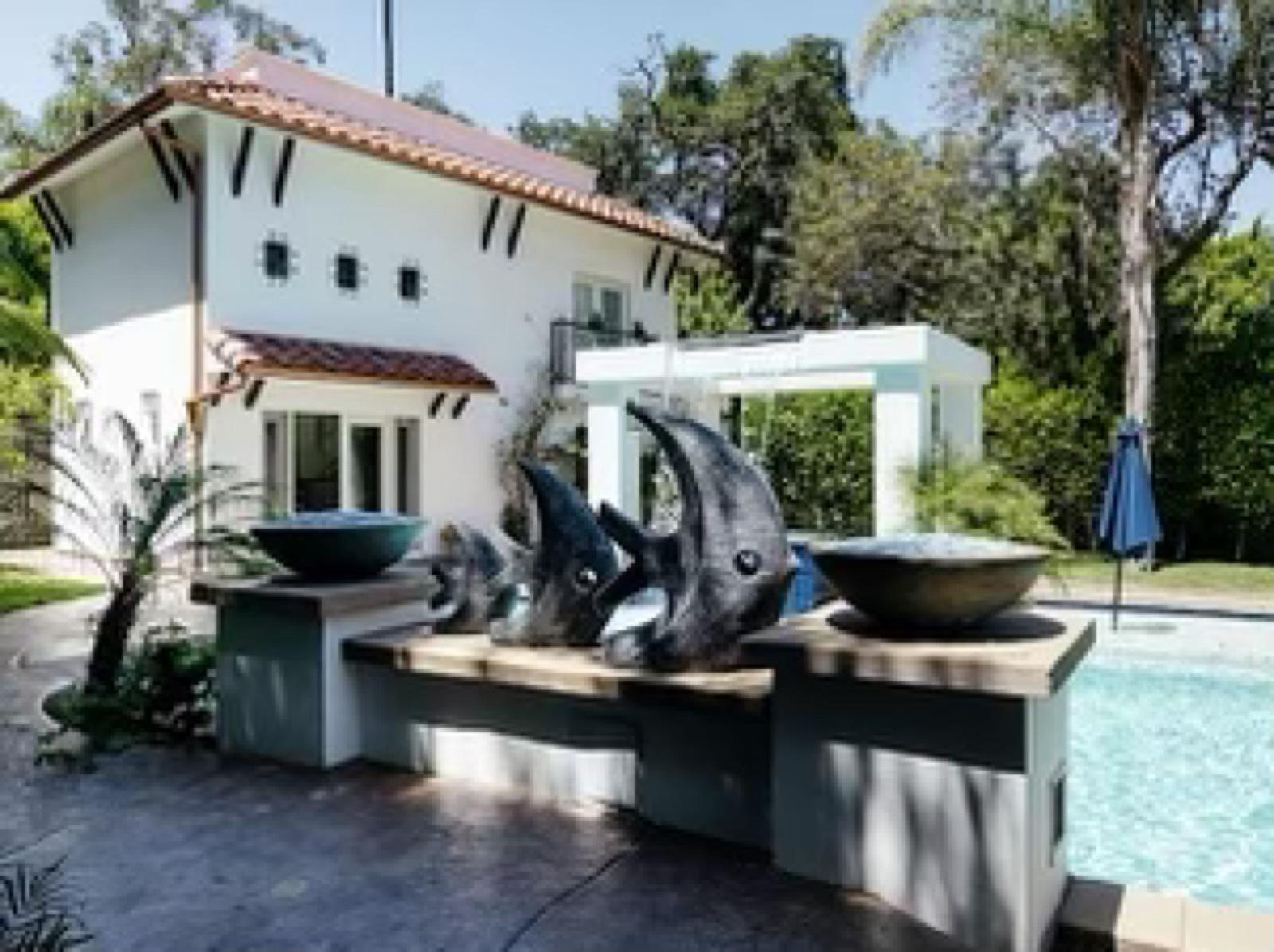 MB S Spanish Waterfall home — photo 4
