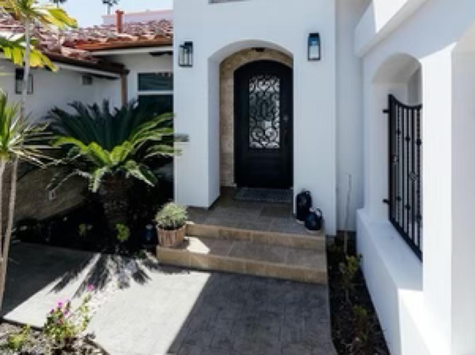 MB S Spanish Waterfall home — photo 9