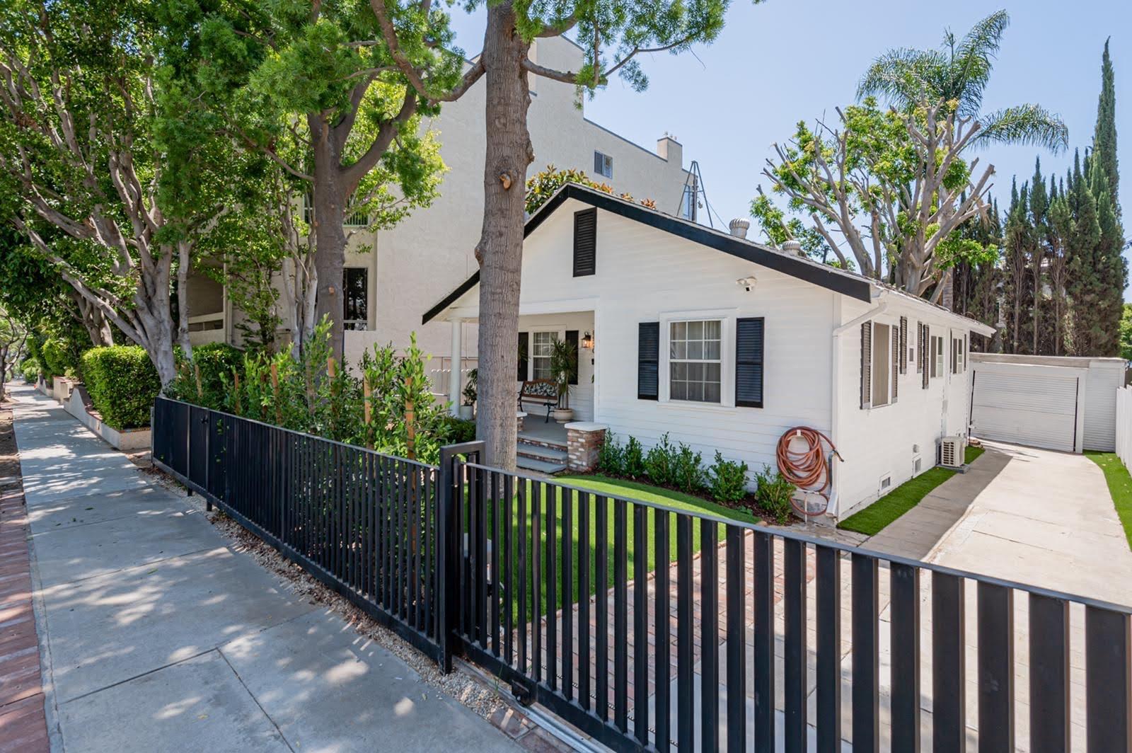MB's Westside Farmhouse Bungalow — photo 12