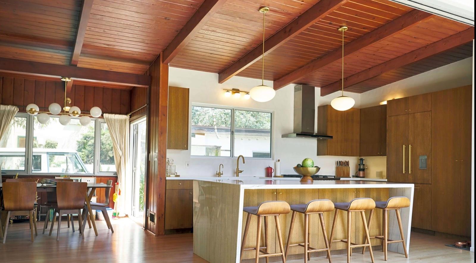 MD's Midcentury View Home — photo 7