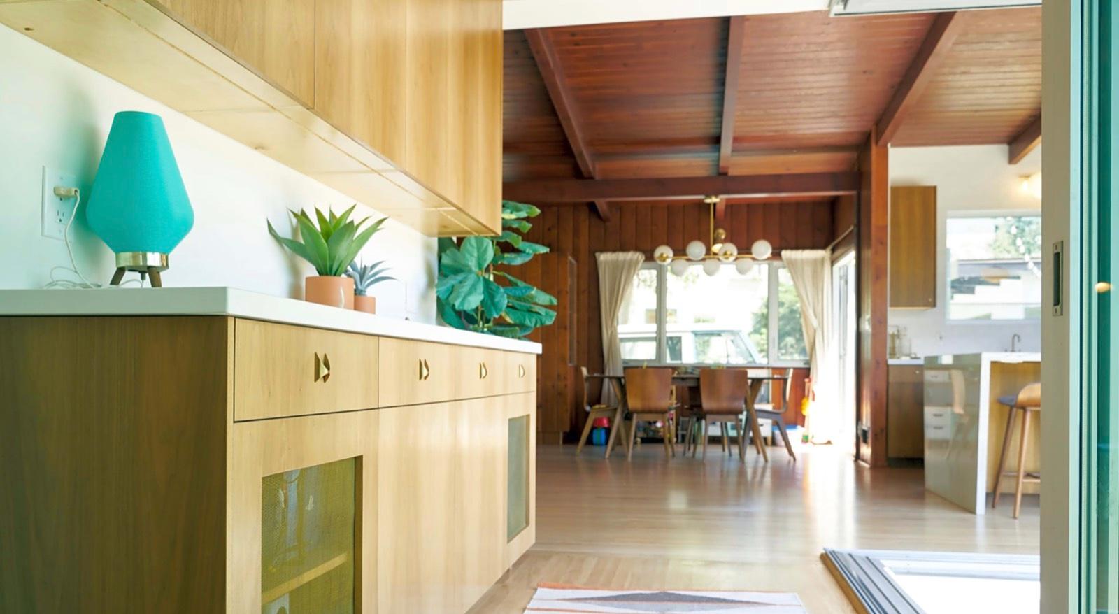MD's Midcentury View Home — photo 10