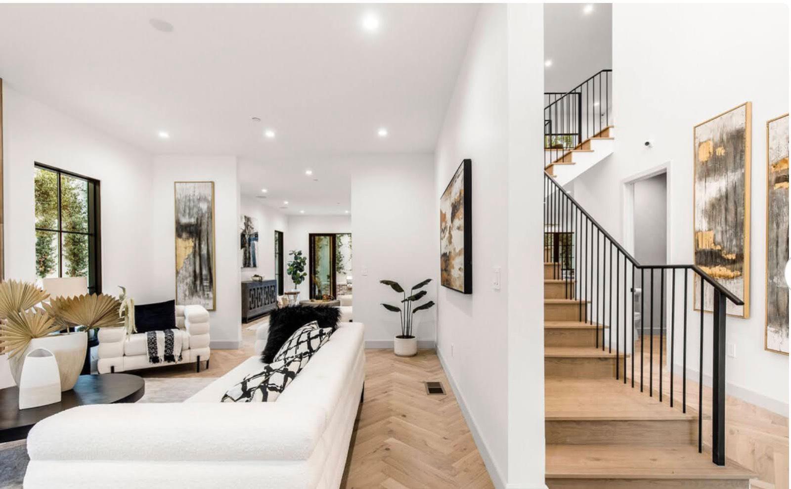 ME S Modern Comfy Glamor House — photo 4