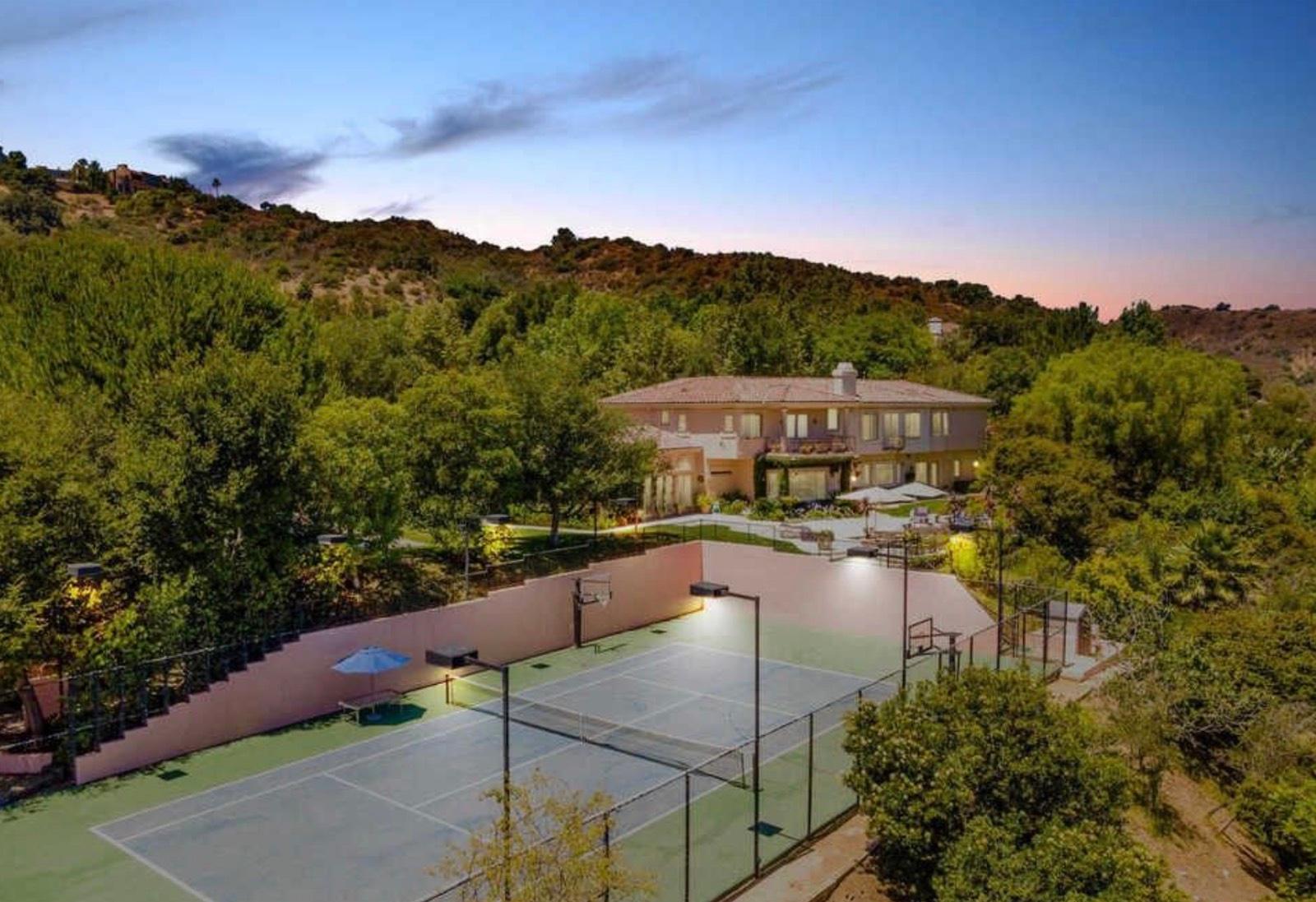 Med Mansion Tennis Estate — photo 2