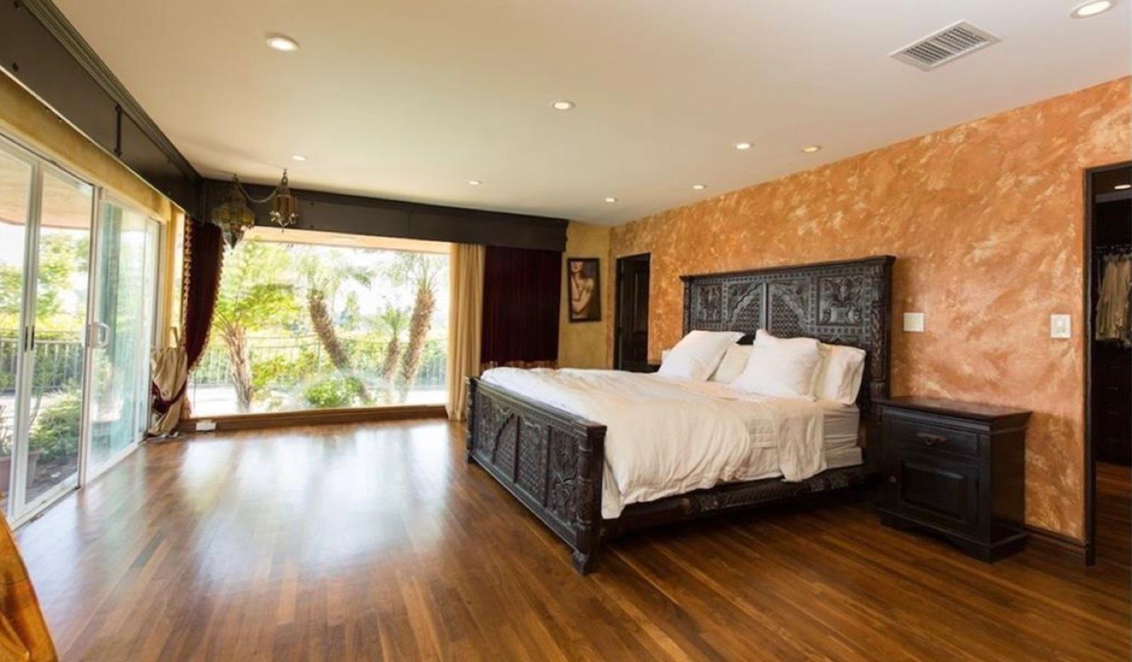 Med Valley View Home — photo 10
