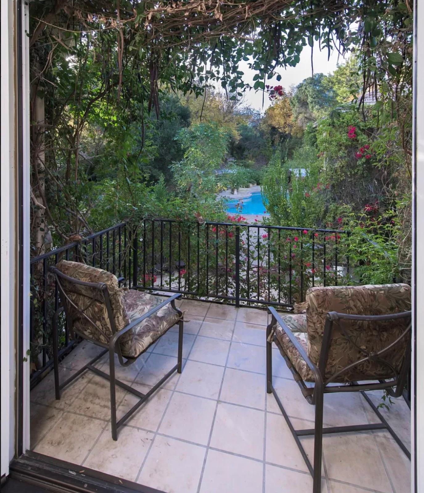 Mediterranean Mansion Compound — photo 8