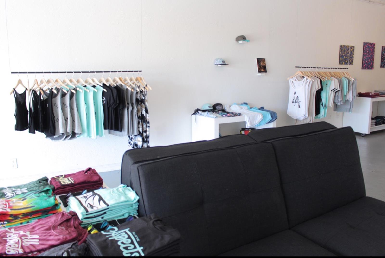 Mens Streetwear Store — photo 11