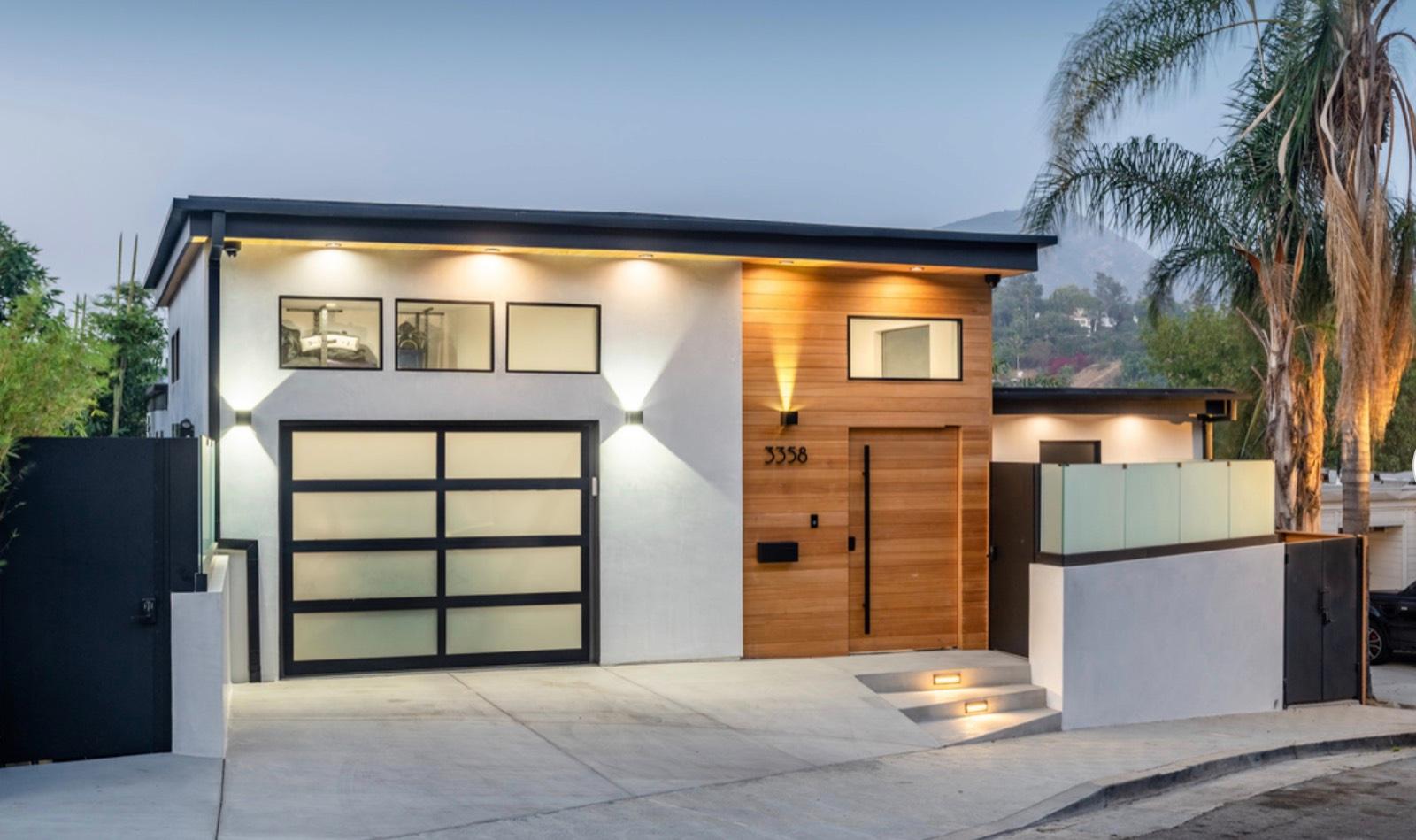 MH's Geometric Modern Villa — photo 7