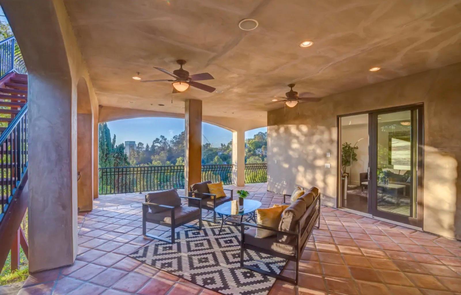 Michael's Celebrity View Home — photo 1