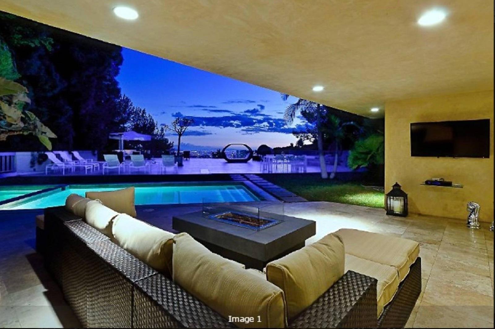 Mid Century Beverly Hills House — photo 1