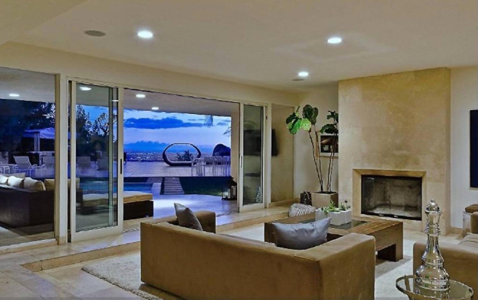 Mid Century Beverly Hills House — photo 7