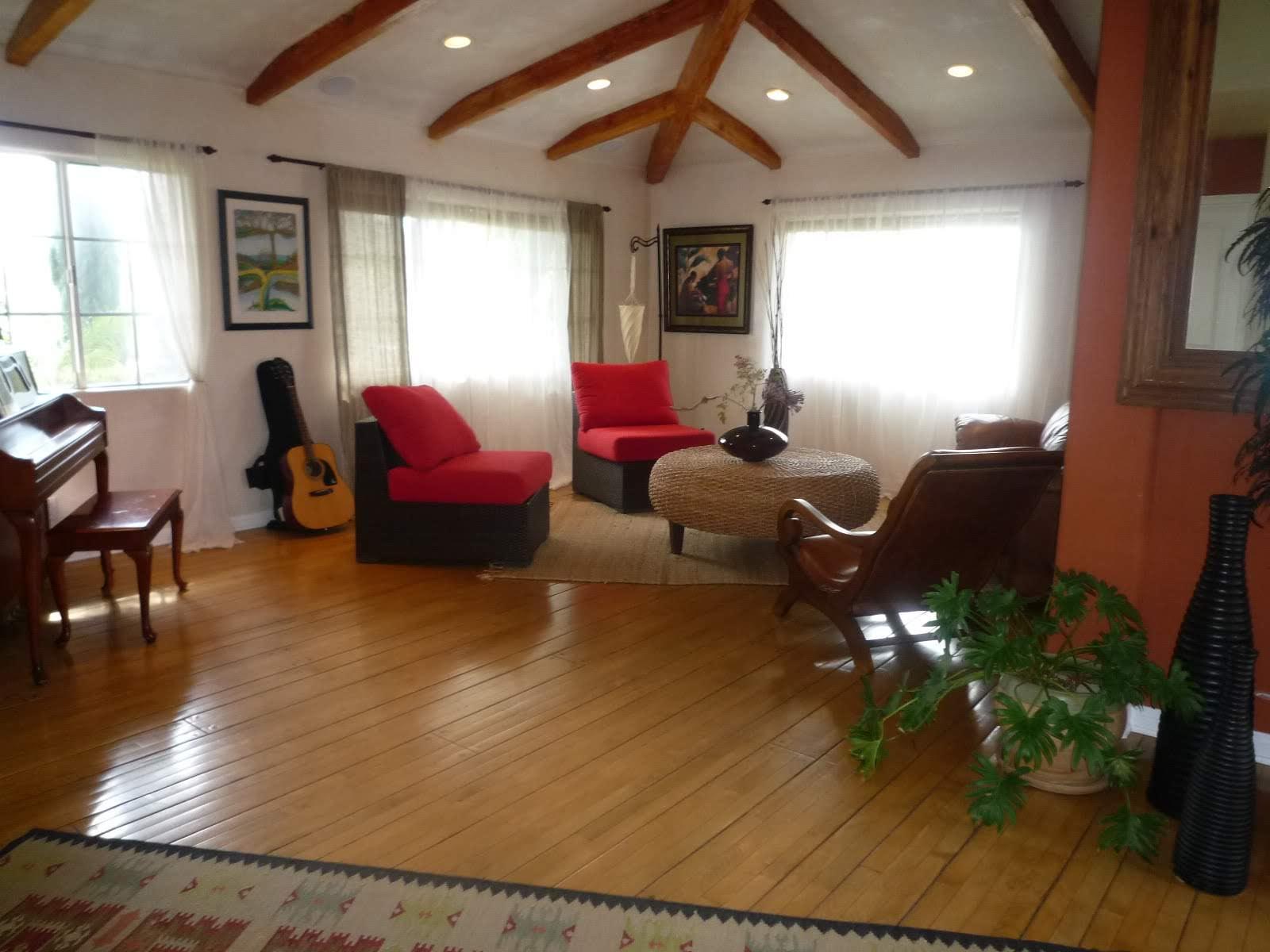 Miri Tarzana Home — photo 5