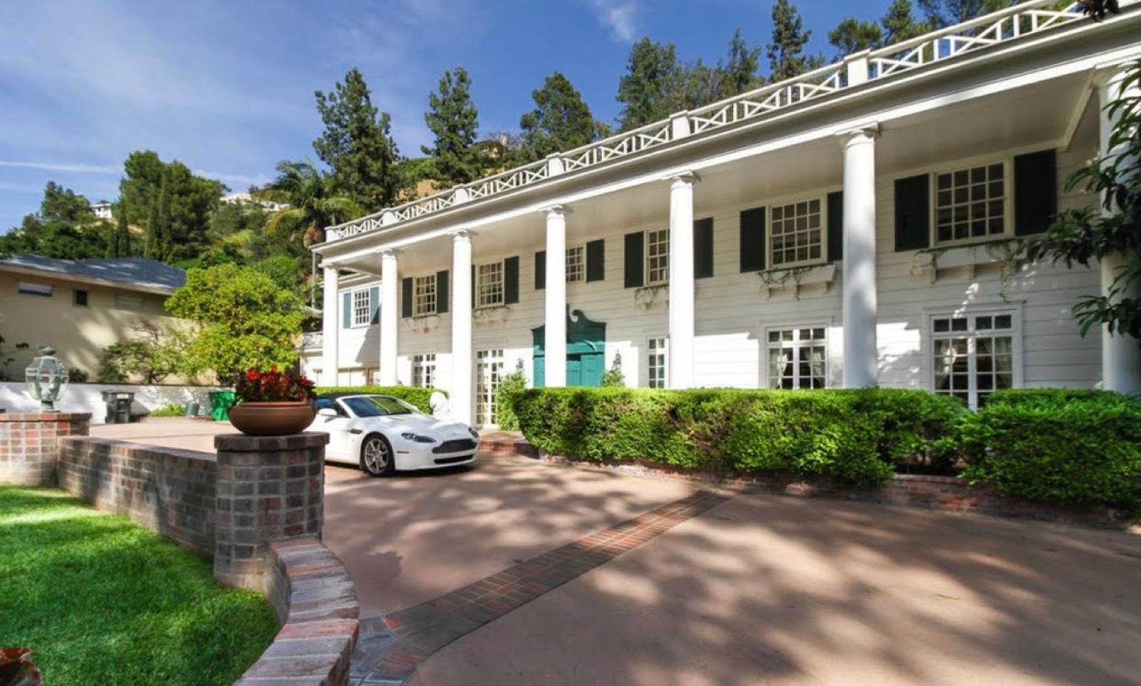 MJ Coldwater Mansion — photo 1