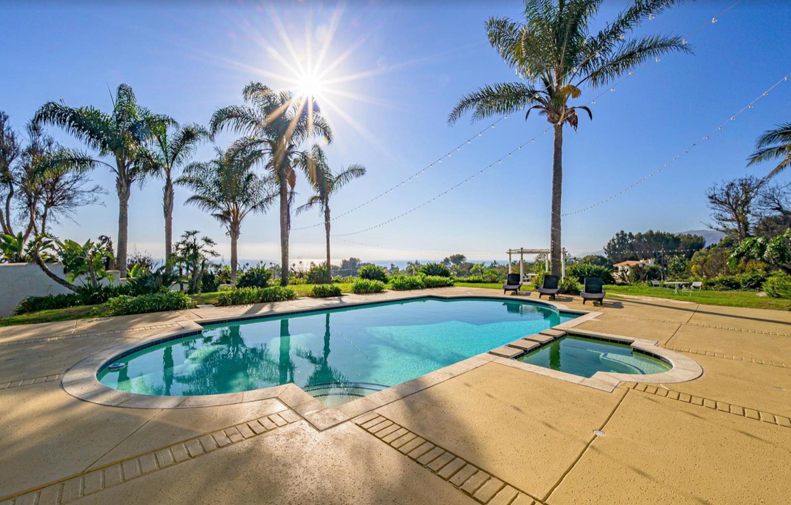 MJ S Malibu Morning Home — photo 2