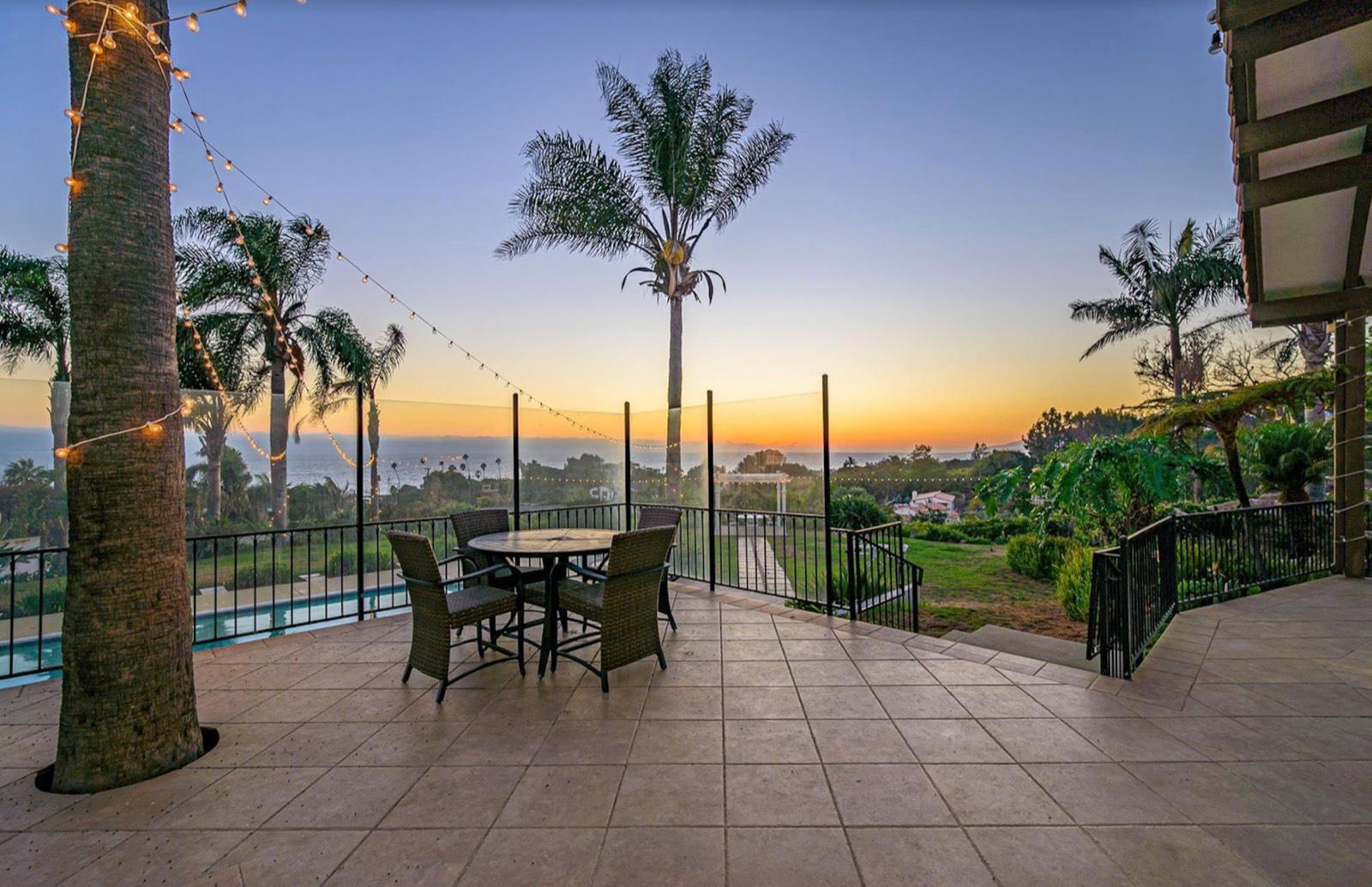 MJ S Malibu Morning Home — photo 6