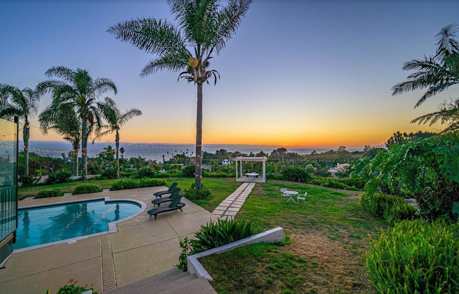 MJ S Malibu Morning Home — photo 7