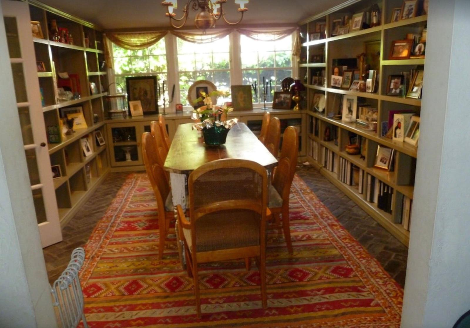 MJ's Traditonal Bungalow — photo 3