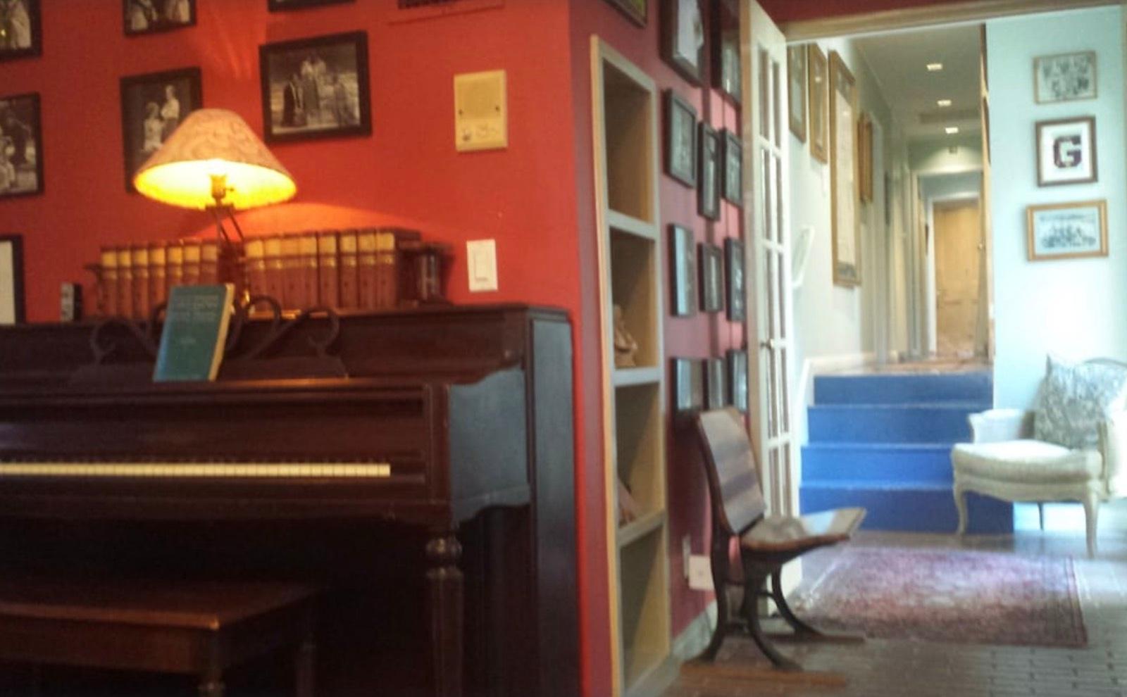 MJ's Traditonal Bungalow — photo 10