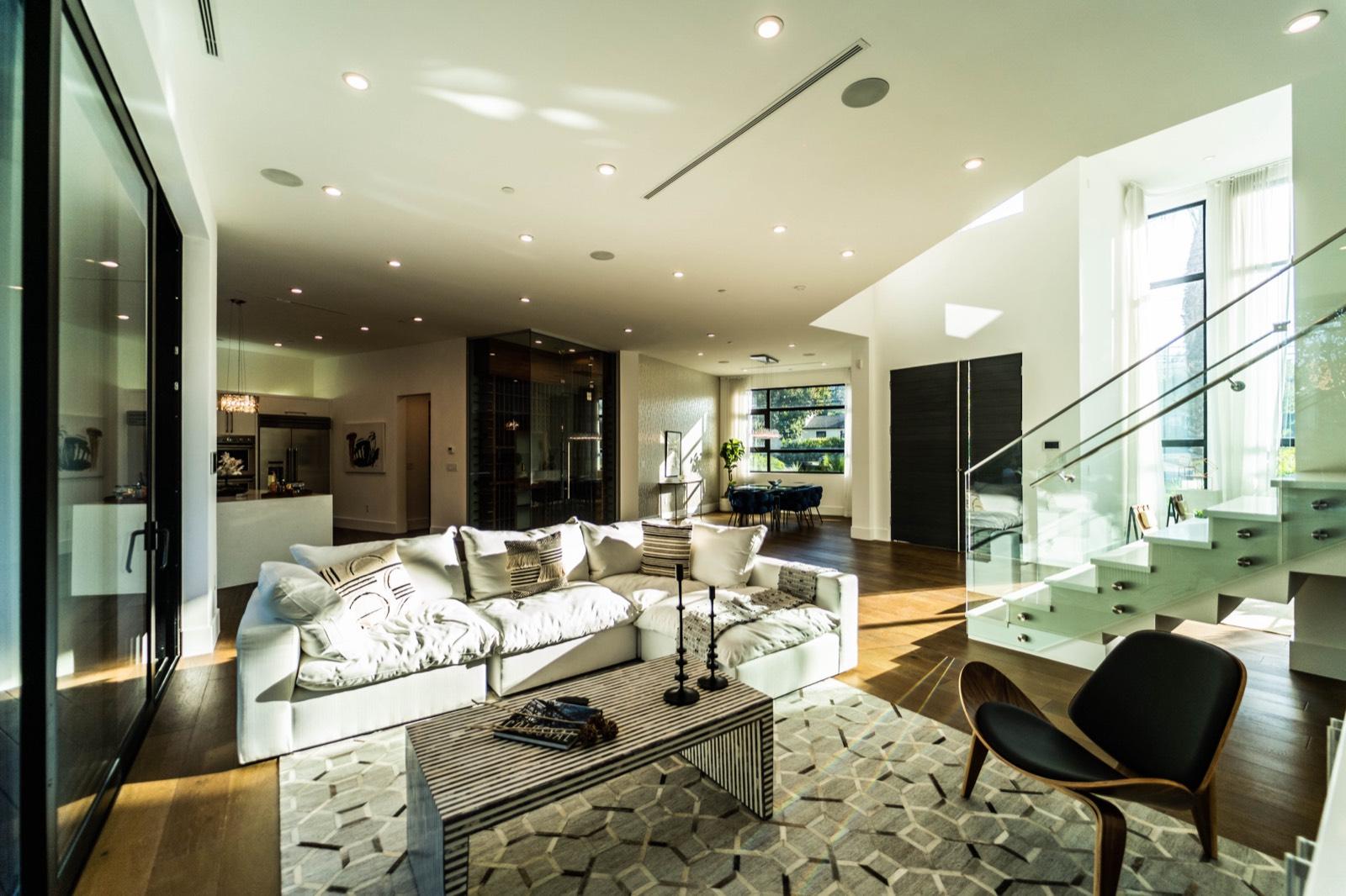 MJ's Vista Valley Modern — photo 11